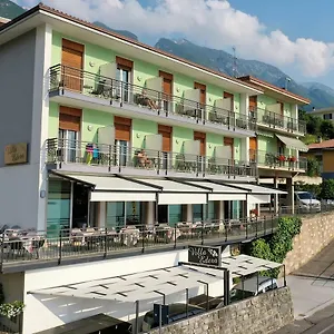 Edera Hotell