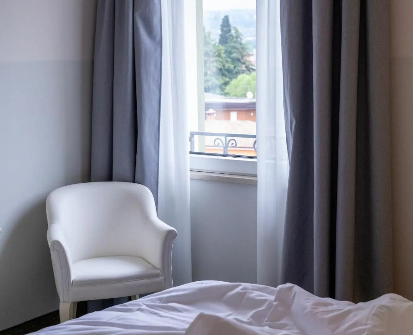 Palace Hotel San Pietro Bardolino 4*,